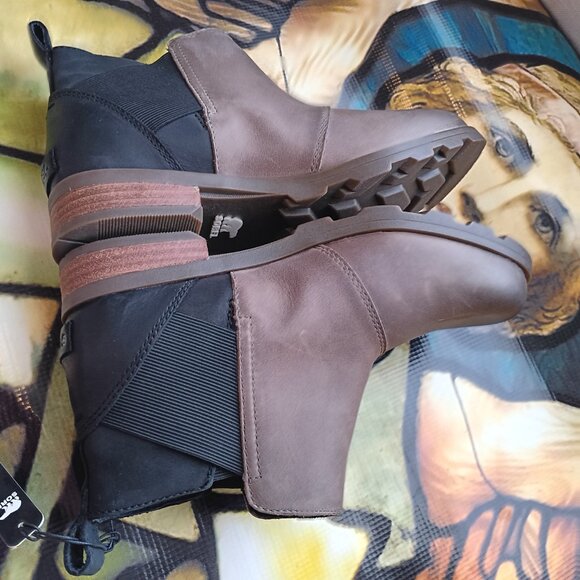 Women's SOREL Leather Waterproof Chelsea Boot in Steel Grey - Picture 3 of 11